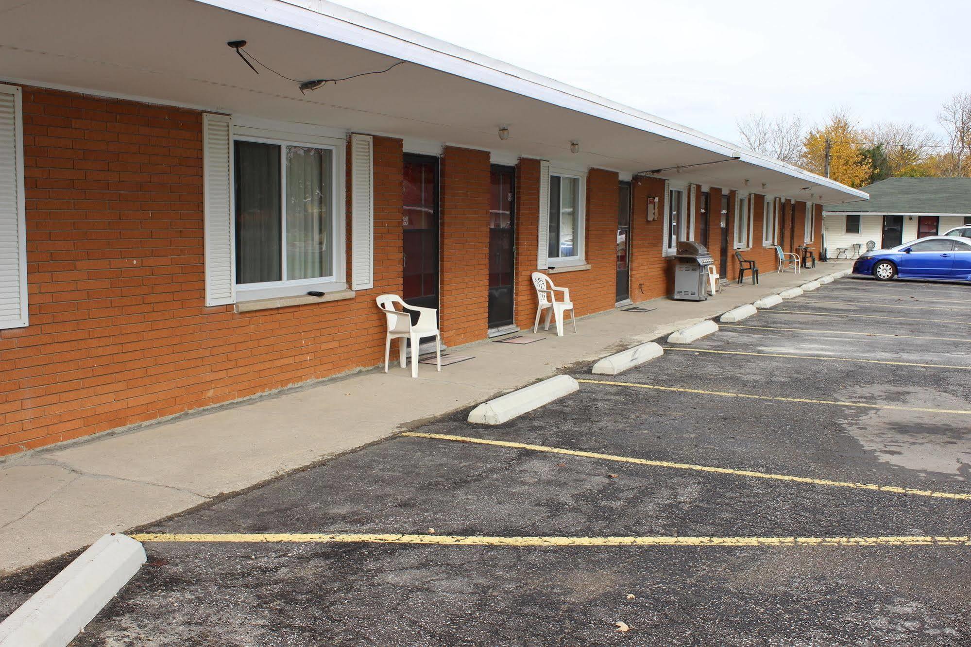 Colonial Motel Chatham-Kent Exterior foto